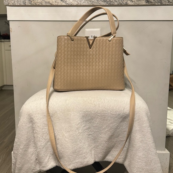 BRAND NEW Crossi Purse NWOT - Picture 2 of 5